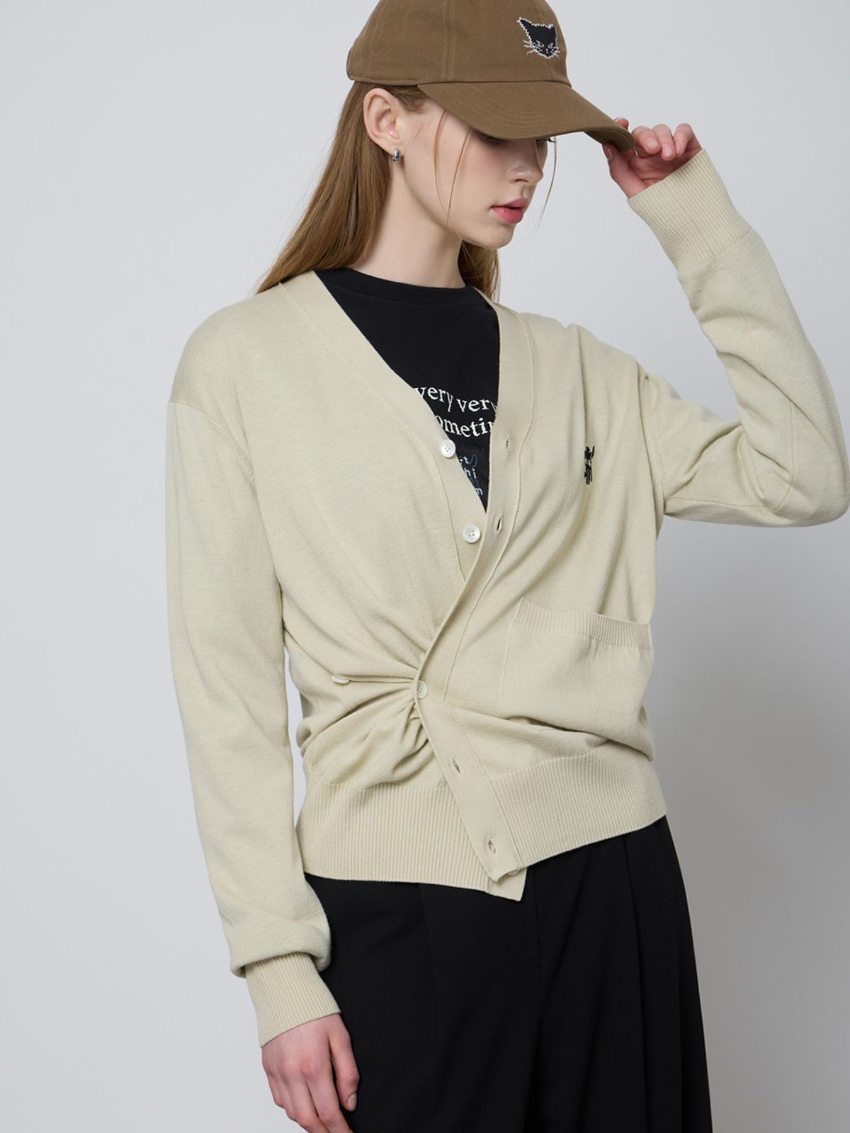 엘유브이엠(LUVM) MITCHI V-NECK CARDIGAN_MINT