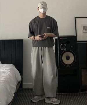 YEI Patch 1/2 Tee 차콜