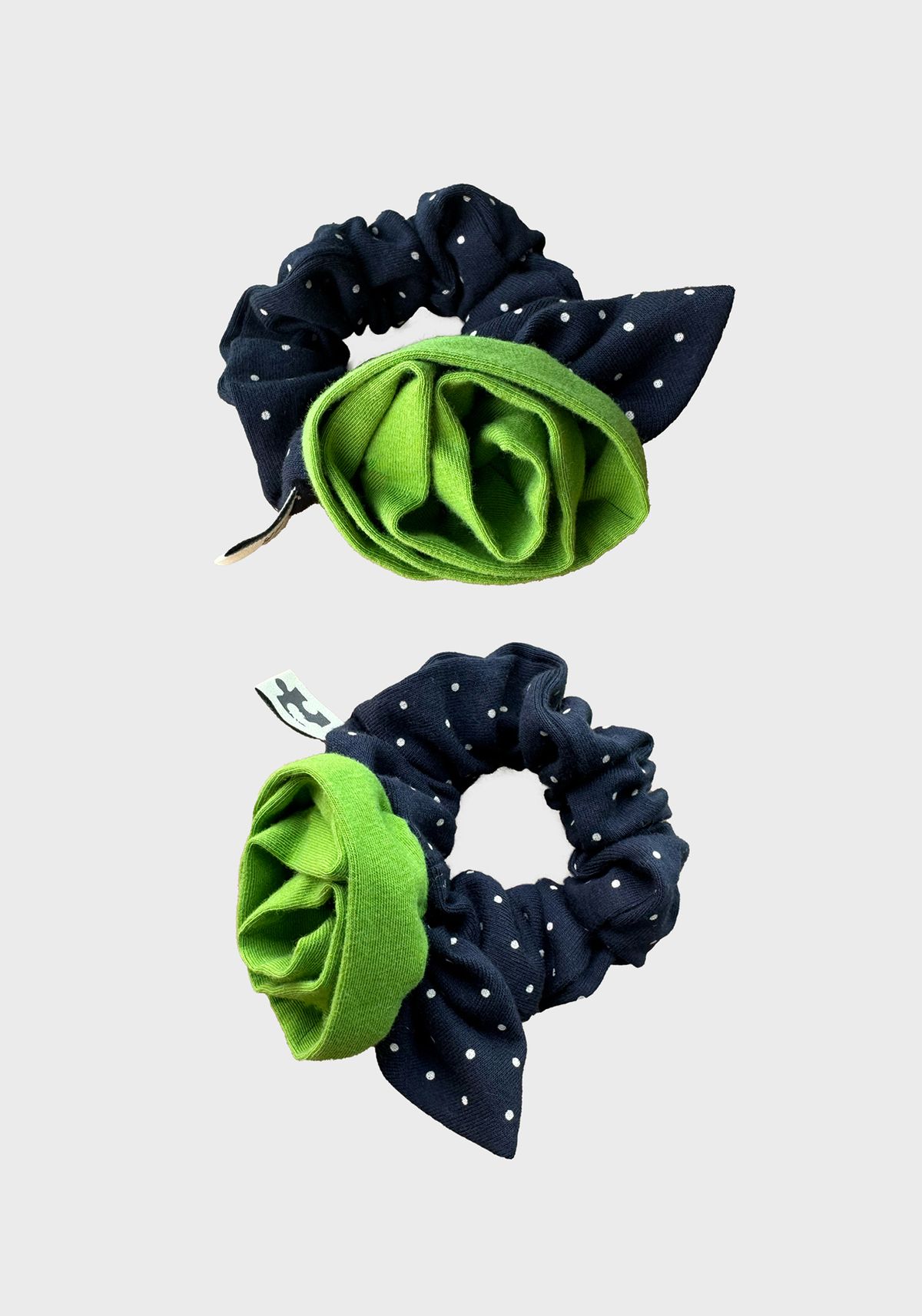 라세레모니(LACEREMONIE) DOT ROSE SCRUNCHIE / NAVY