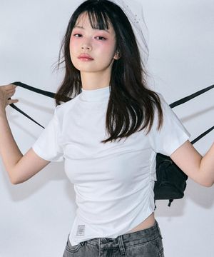 다이애나 언밸런스 하프 탑 [IVORY]