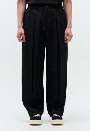 라이트 볼륨 팬츠 블랙 ZH3PT301BK