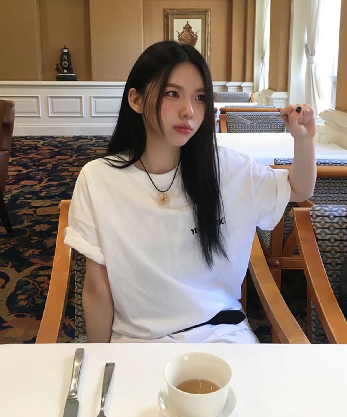 유센틱(YUTHENTIC) OG 로고 티셔츠 화이트 AW5ME43801
