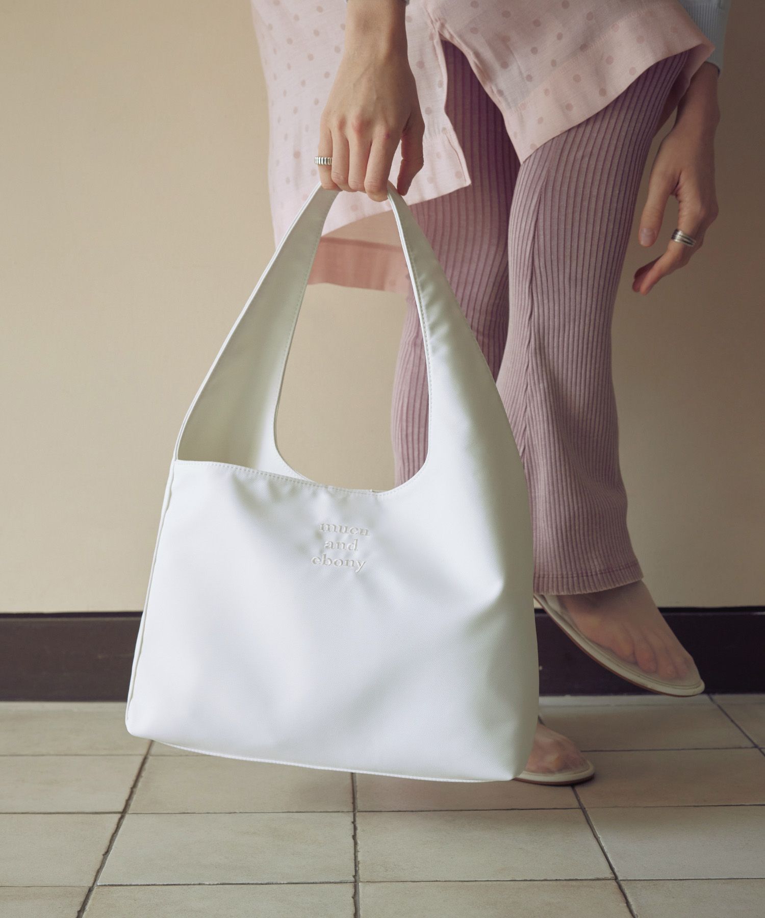 MUSINSA | MUCU AND EBONY Soft Bag Soft Bag Off White