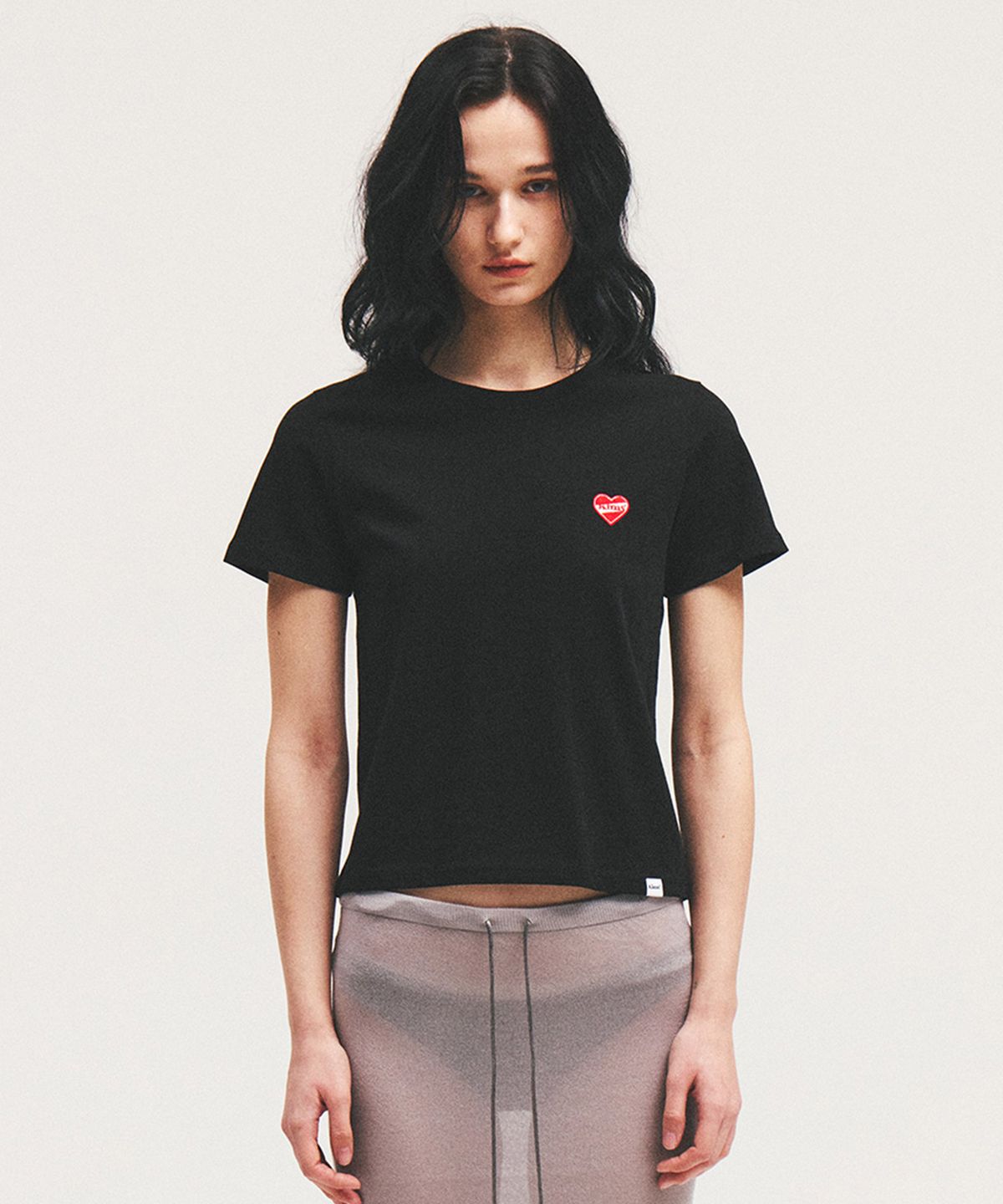 킴스 프레시 코튼 마켓(KIMS FRESH COTTON MARKET) (Unisex) Kims Heart Symbol Tee Black