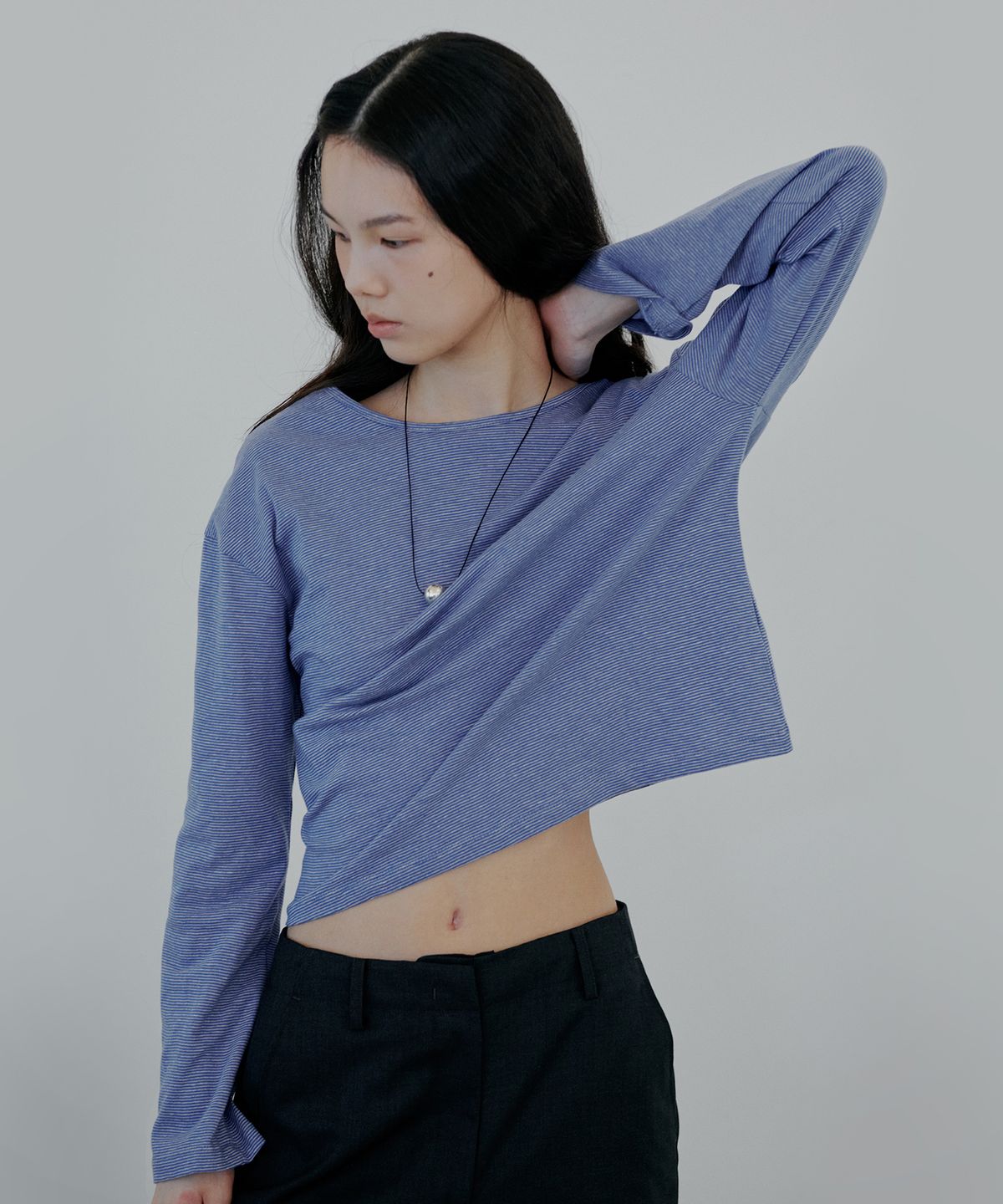 누아클레(NUAKLE) 투웨이 스트라이프 티셔츠_블루