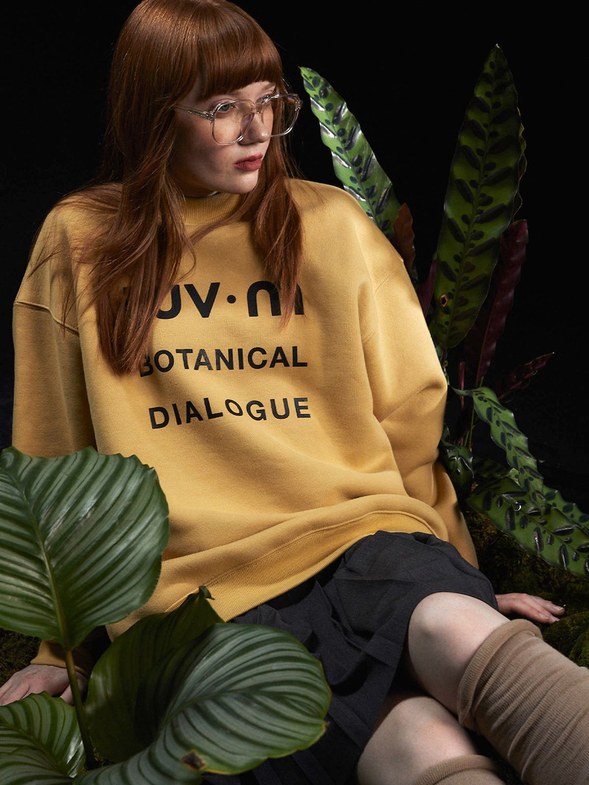 엘유브이엠(LUVM) LUV.M SIMBOLIZE SWEATSHIRT_MUSTARD