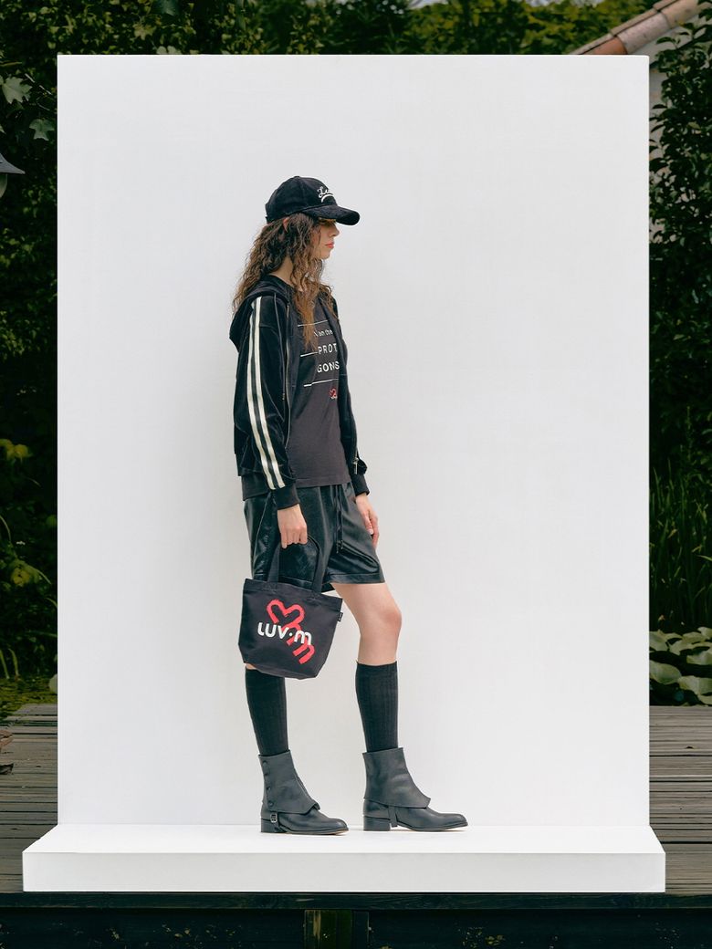 LOGO HOOD ZIP-UP_BLACK