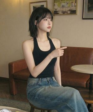 스탠다드 골지 홀터넥 블랙