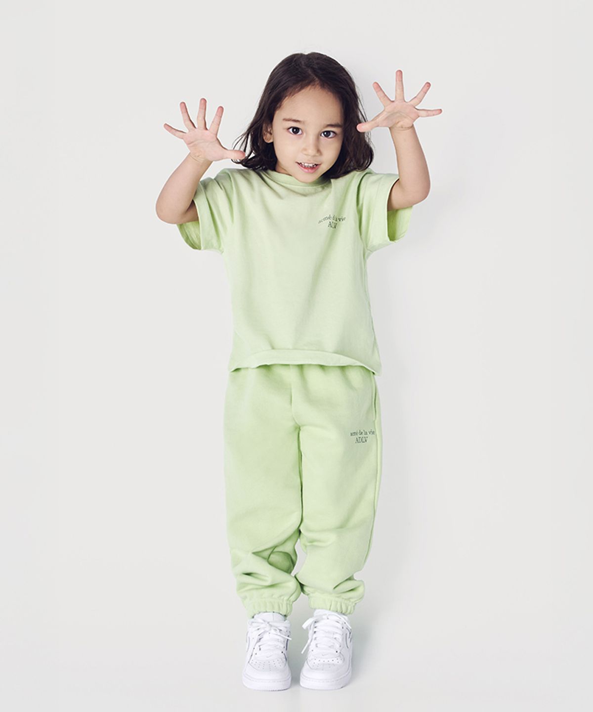 아크메드라비 키즈(acmedelaviekids) KIDS BASIC LOGO PANTS (3COLOR)
