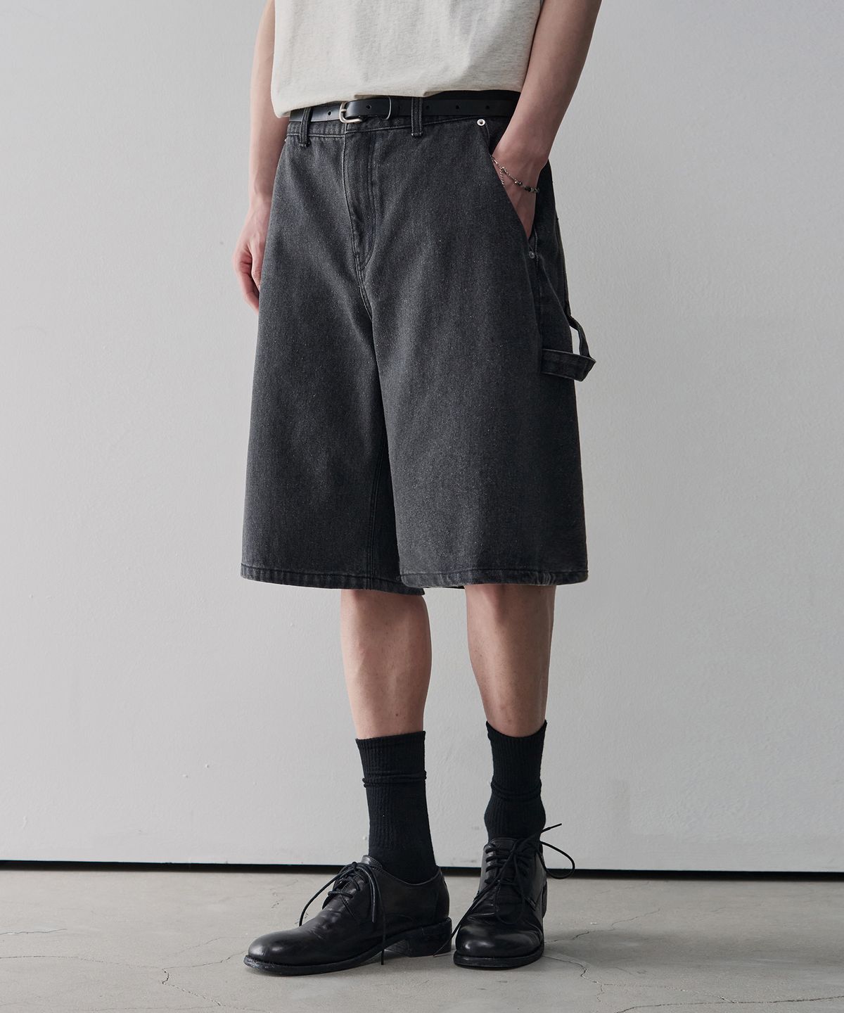 아워데이즈(OURDAYZ) 웨일즈 카펜터 버뮤다 데님 팬츠 [BLACK]
