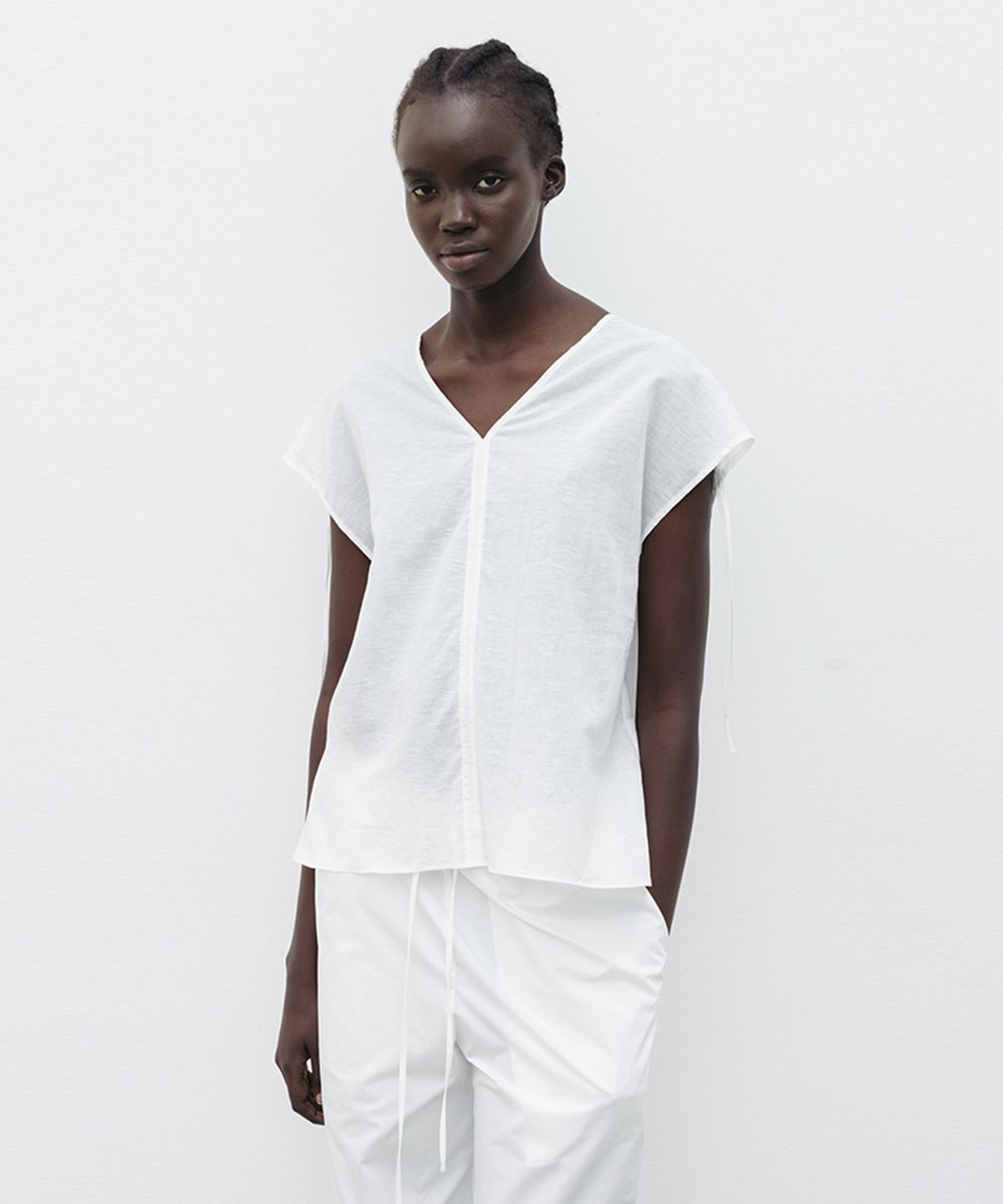 더룸(THELOOM) DRAWSTRING TOP_WHITE