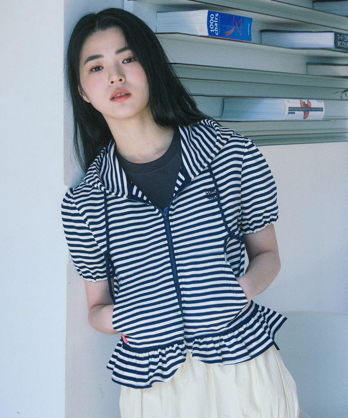 꼬모니노즈(COMONINOZ) W STRIPE HOOD ZIP-UP [NAVY]