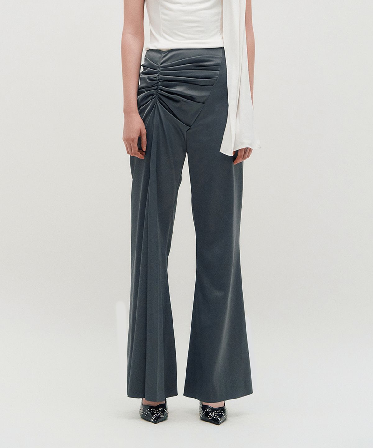 킴지수(KIMZISU) Satin Draped Trousers _ GREY