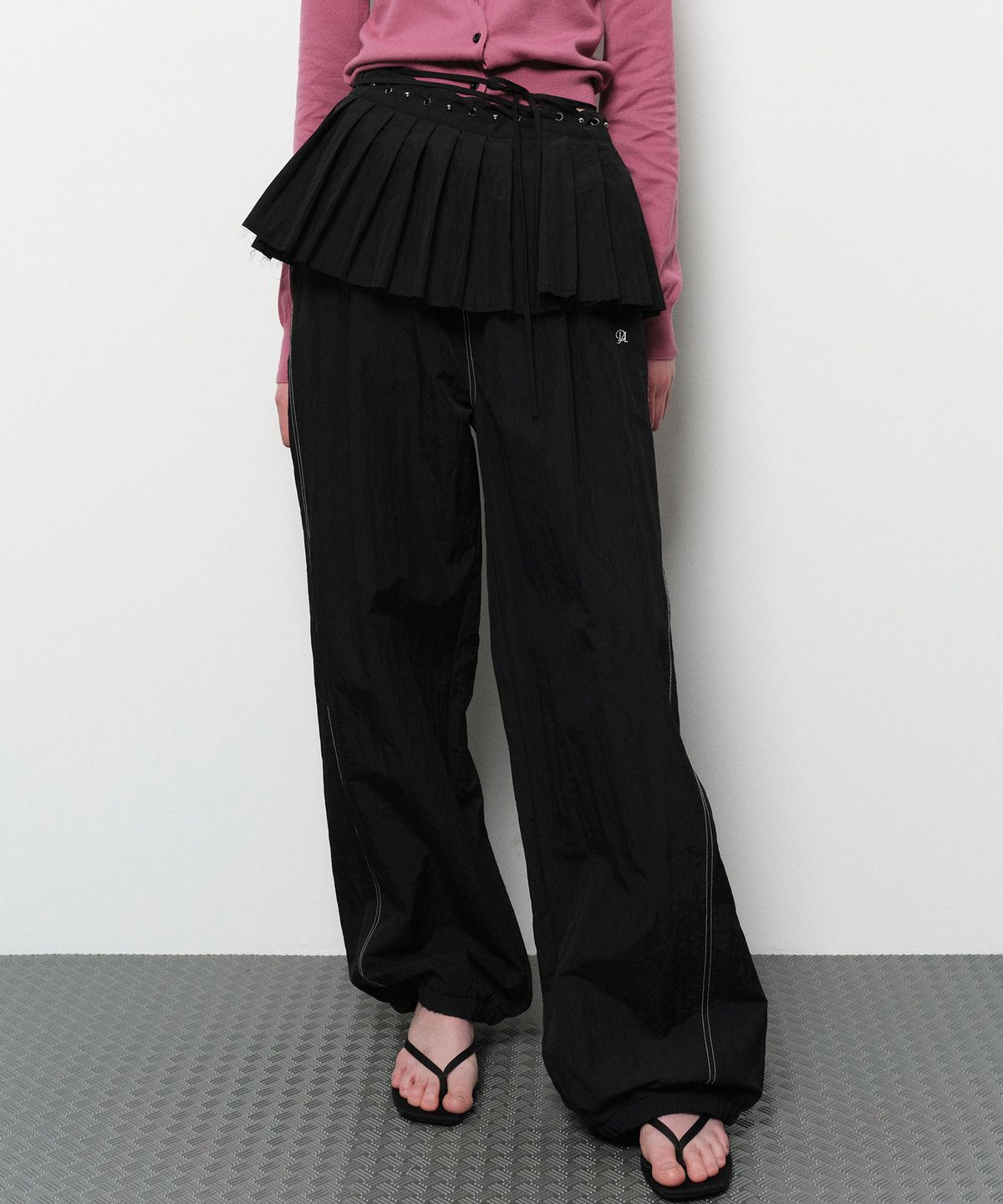 다이애그널(DIAGONAL) PLEATS WRAP SKIRT (black)