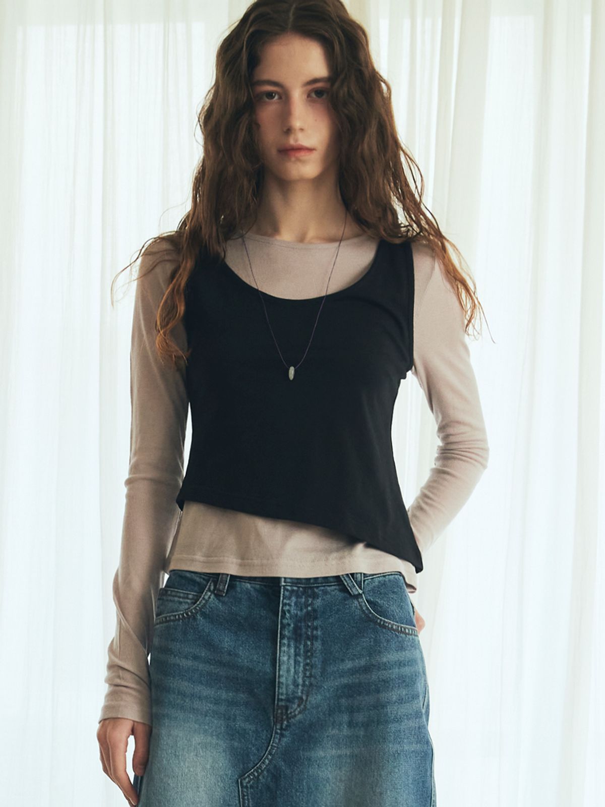 오앨(OUEL) SLEEVELESS JERSEY TOP_BLACK