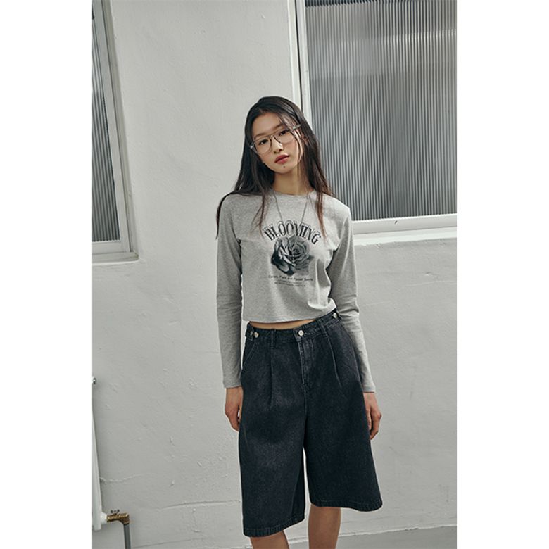 블루밍 로즈 크롭티셔츠 AR1CT262
