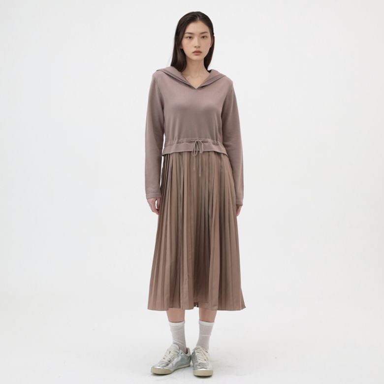세일러 카라 배색 주름 니트원피스 AR1WO220