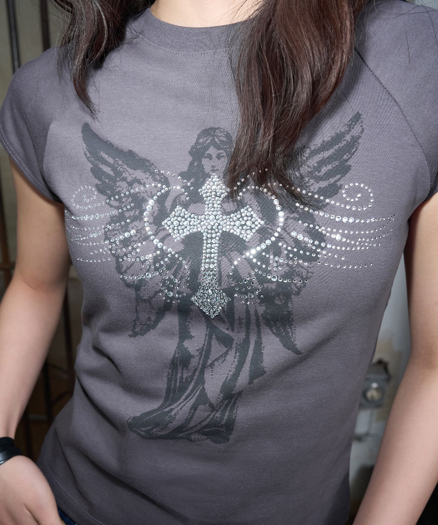 【HELENE PARIS】Angel Wings Cubic Half T-Shirt Tシャツ MUSINSA公式 | HELENE PARIS Angel Wings Cubic Half T-shirt
