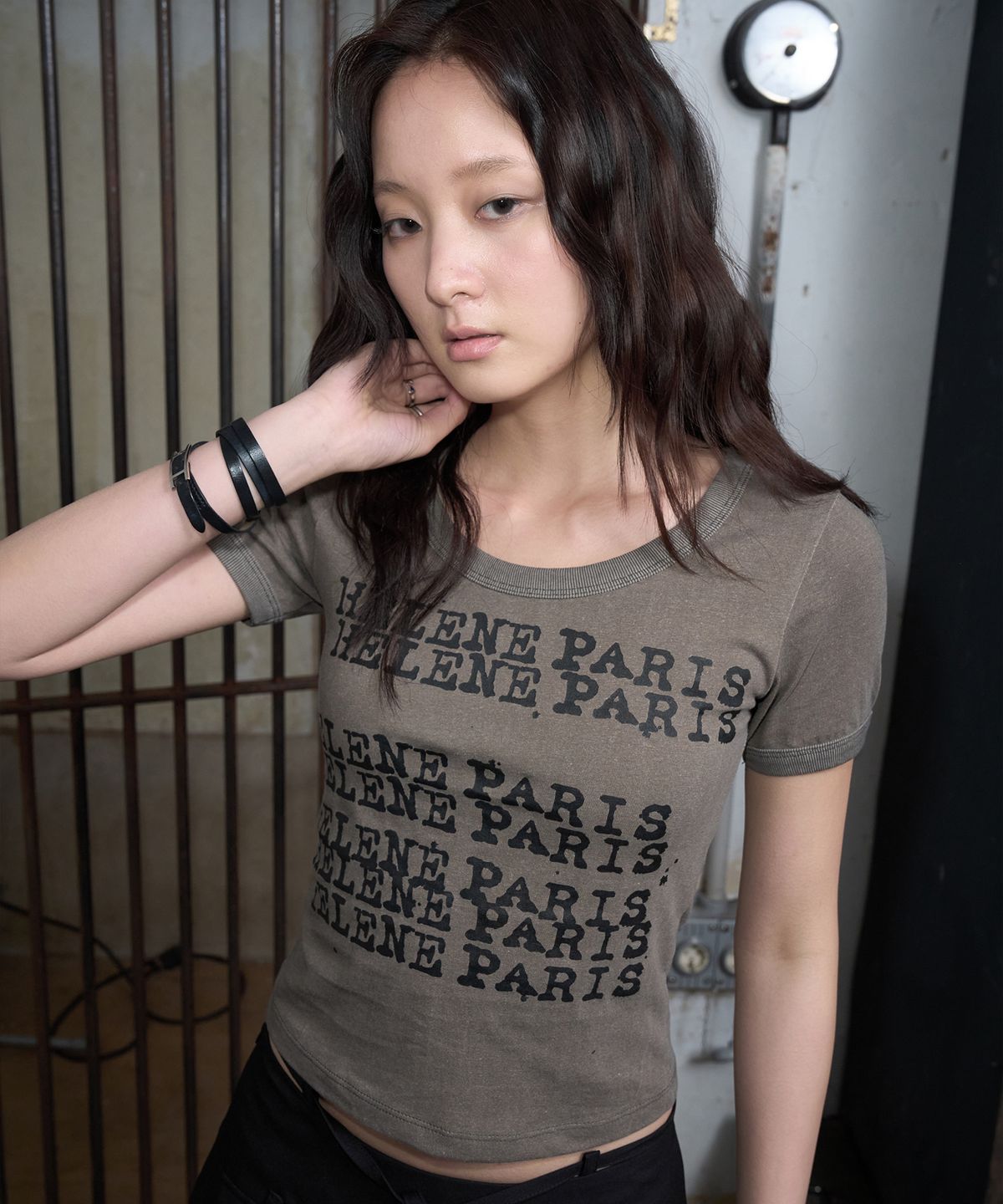 헬레네파리스(HELENE PARIS) 스탬프 레밍턴 링거 하프 티셔츠 [피그먼트 보아]