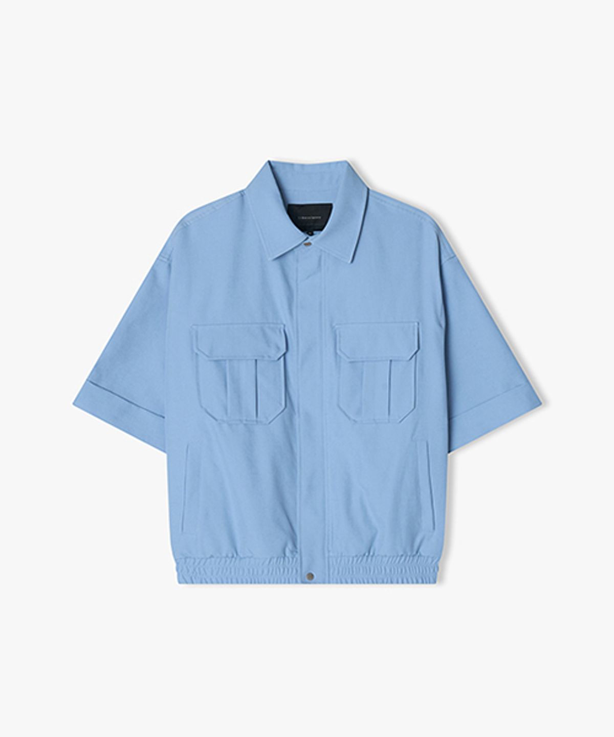 리버클래시(LIBERCLASSY) [25SS] LLM32502 블루 오버핏 하프 멀티 포켓 집업 점퍼