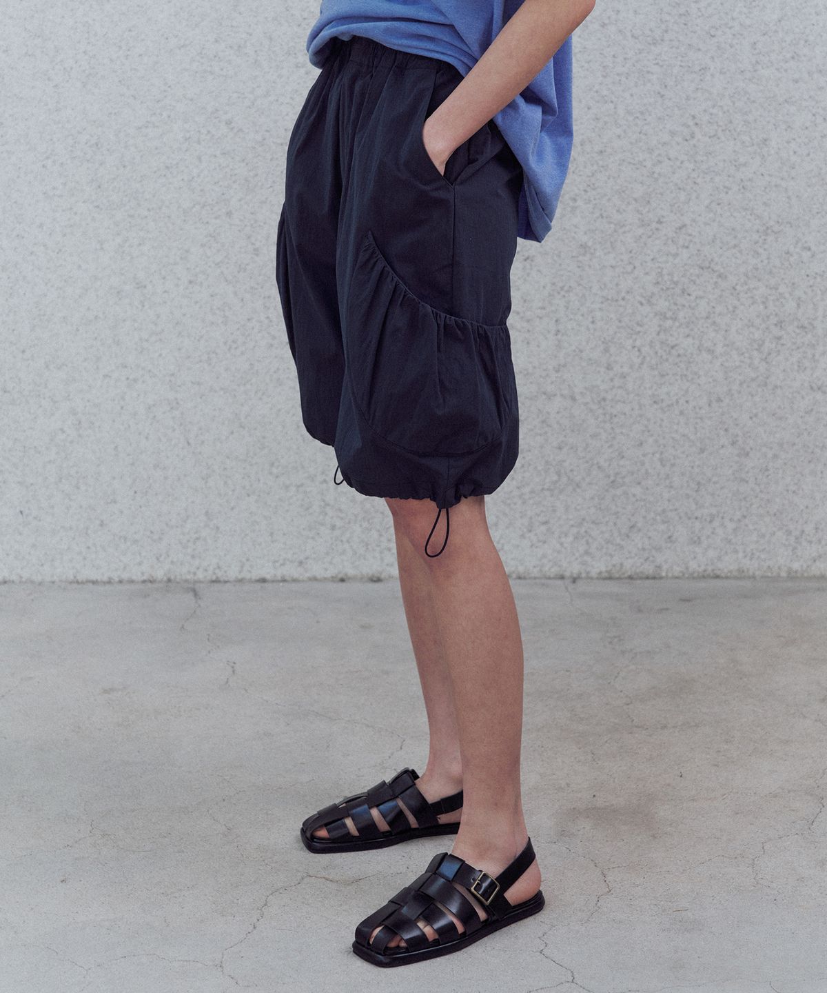 알이지비(REGB) 5P SHIRRING SHORTS NAVY