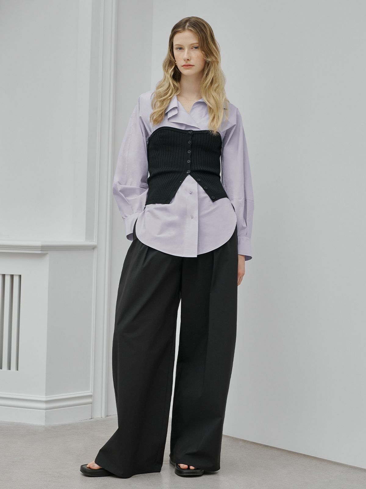 브이엔와이스튜디오(VNYSTUDIO) TUCK BALLON WIDE PANTS_YB4LP03