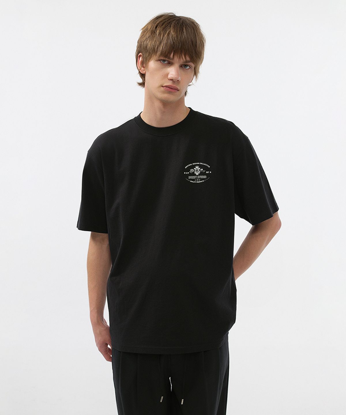 던스트 포 맨(DUNST FOR MEN) CUPID ARCH BACK LOGO T-SHIRT_UNISEX_UDTS5B128_BLACK