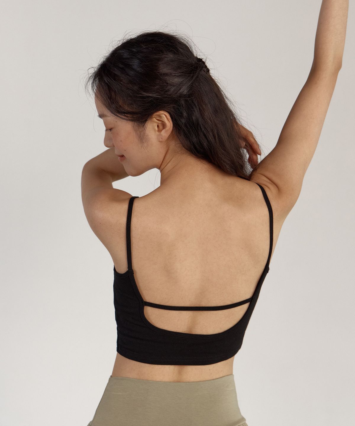 디야니(DHYANI) Sashi backpoint bra top (Dark black)