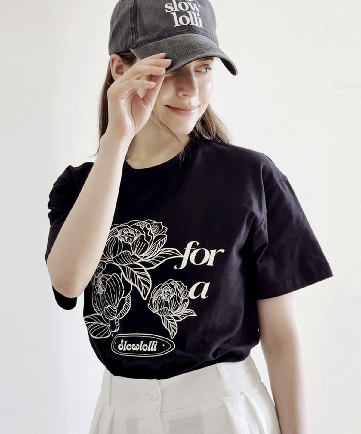슬로우롤리(SLOWLOLLI) Flower-lettering t-shirt_2 Colors