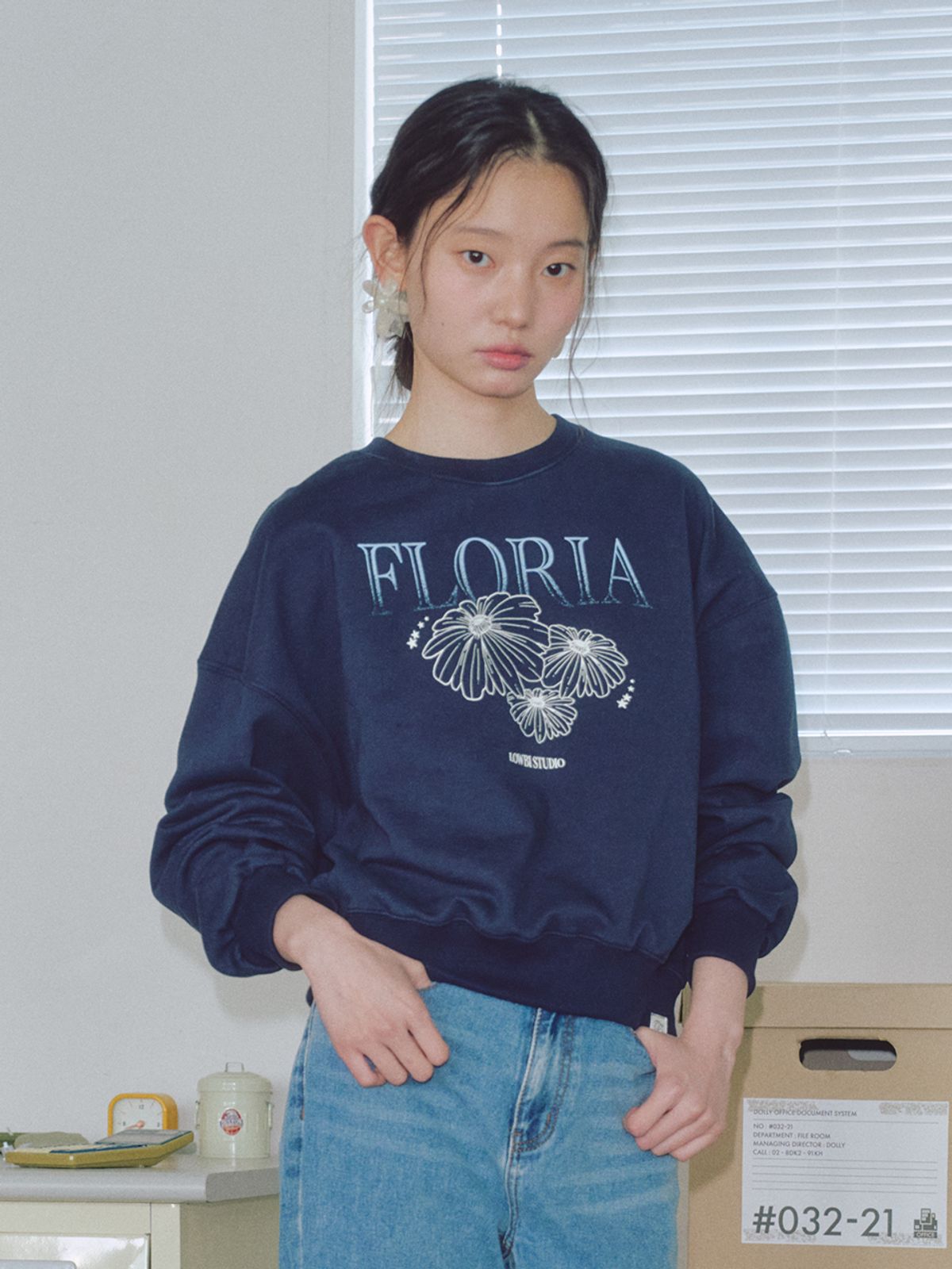 로우비(LOWBI) FLORIA SWEAT SHIRTS NAVY