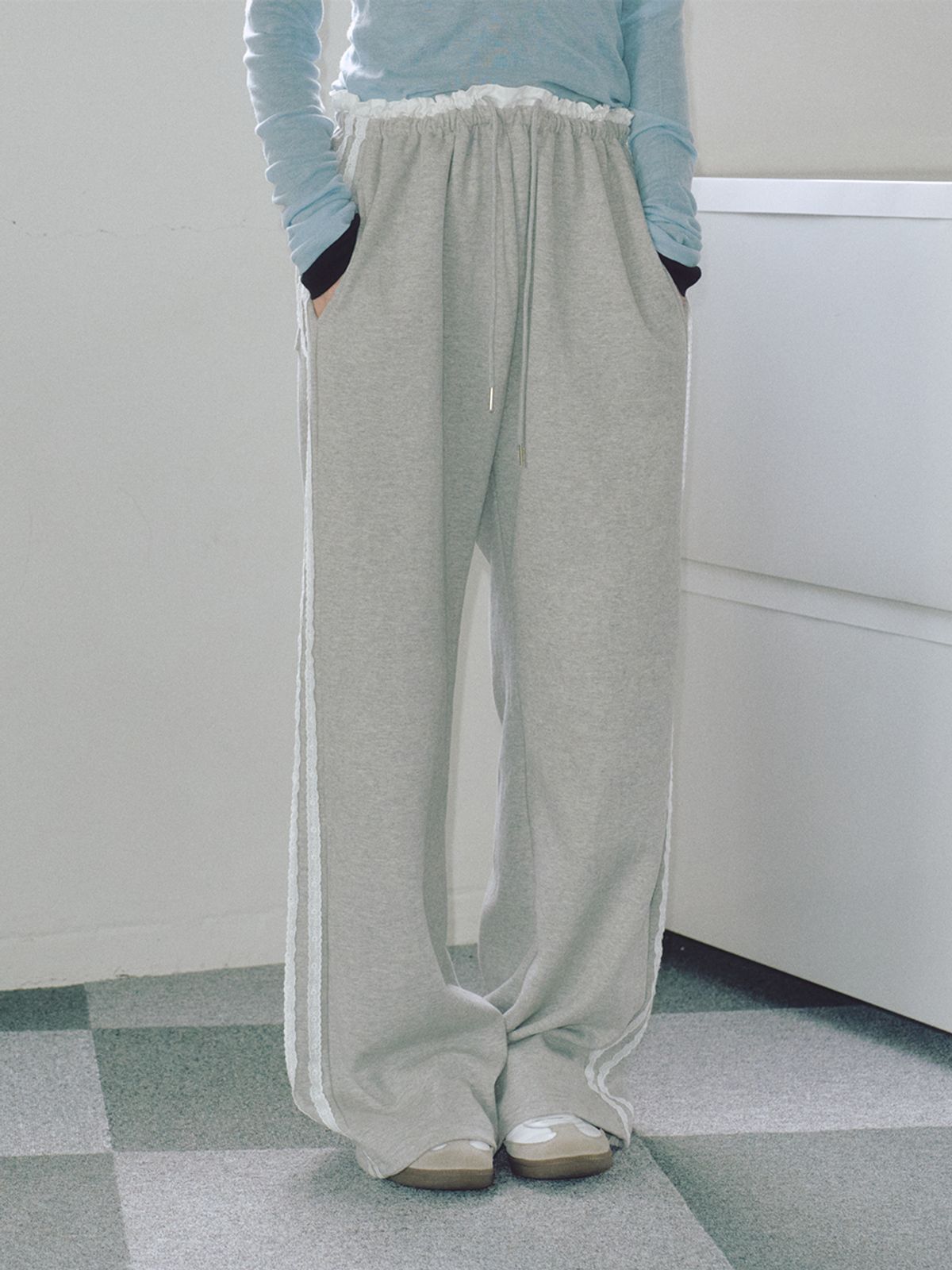 로우비(LOWBI) LACE WIDE PANTS GREY