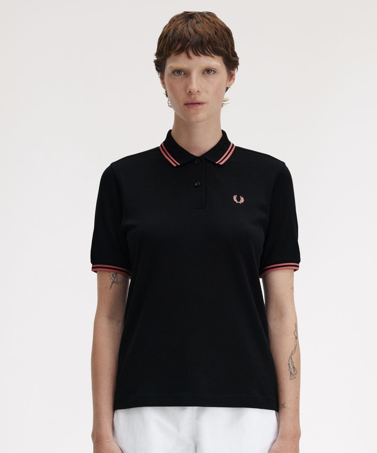 프레드페리(FRED PERRY) [G3600] 여성 트윈 팁 프레드페리 셔츠 - 블랙/퍼티 핑크 AFPF2513600-Z11