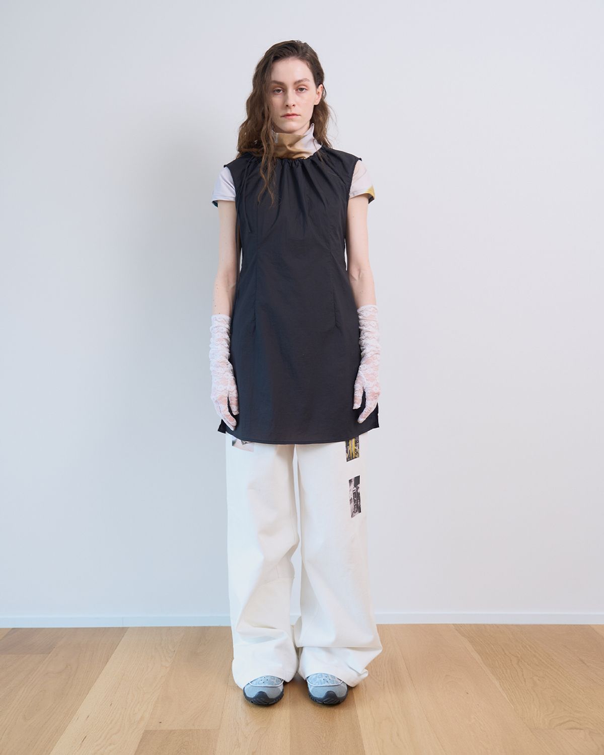 씬(SEEN) SHIRRING NECK NYLON SLEEVELESS (Black)