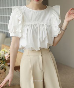 레이스 숄더 프릴 퍼프 반팔 블라우스