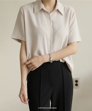 링클프리 반팔 카라넥 셔츠 블라우스