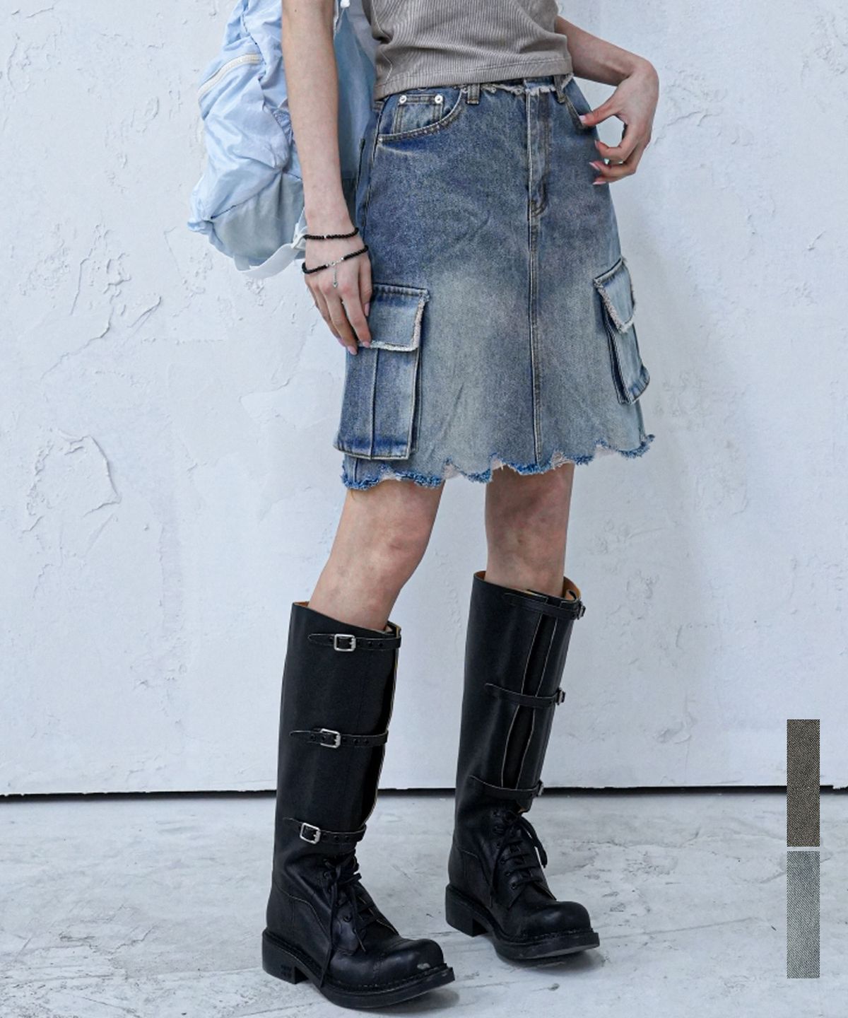 어반드레스(AVANDRESS) Harper Tassel Denim Short Skirt - 2COL