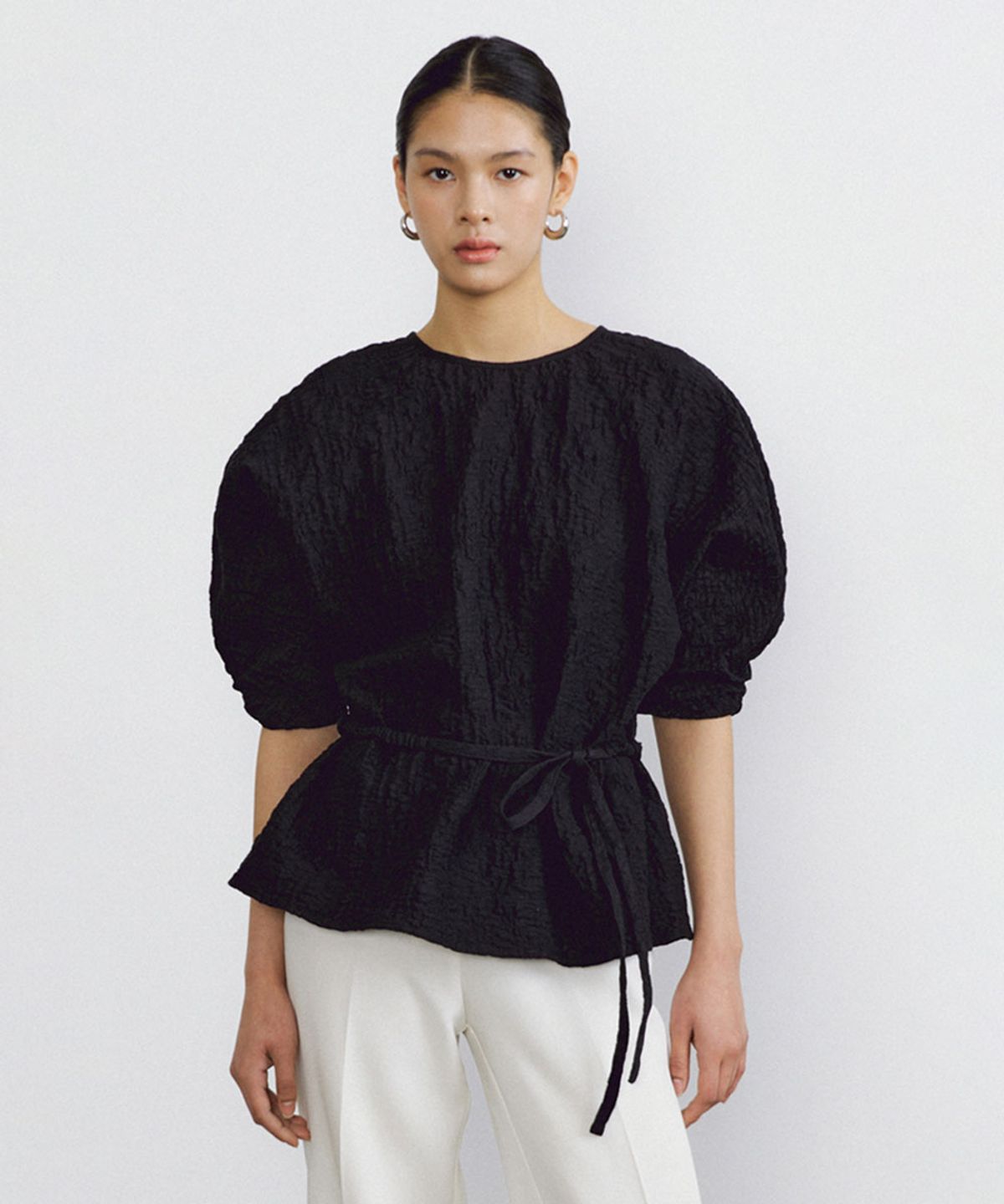 바니스뉴욕(BARNEYS NEWYORK) 앨리스 버블 블라우스 블랙