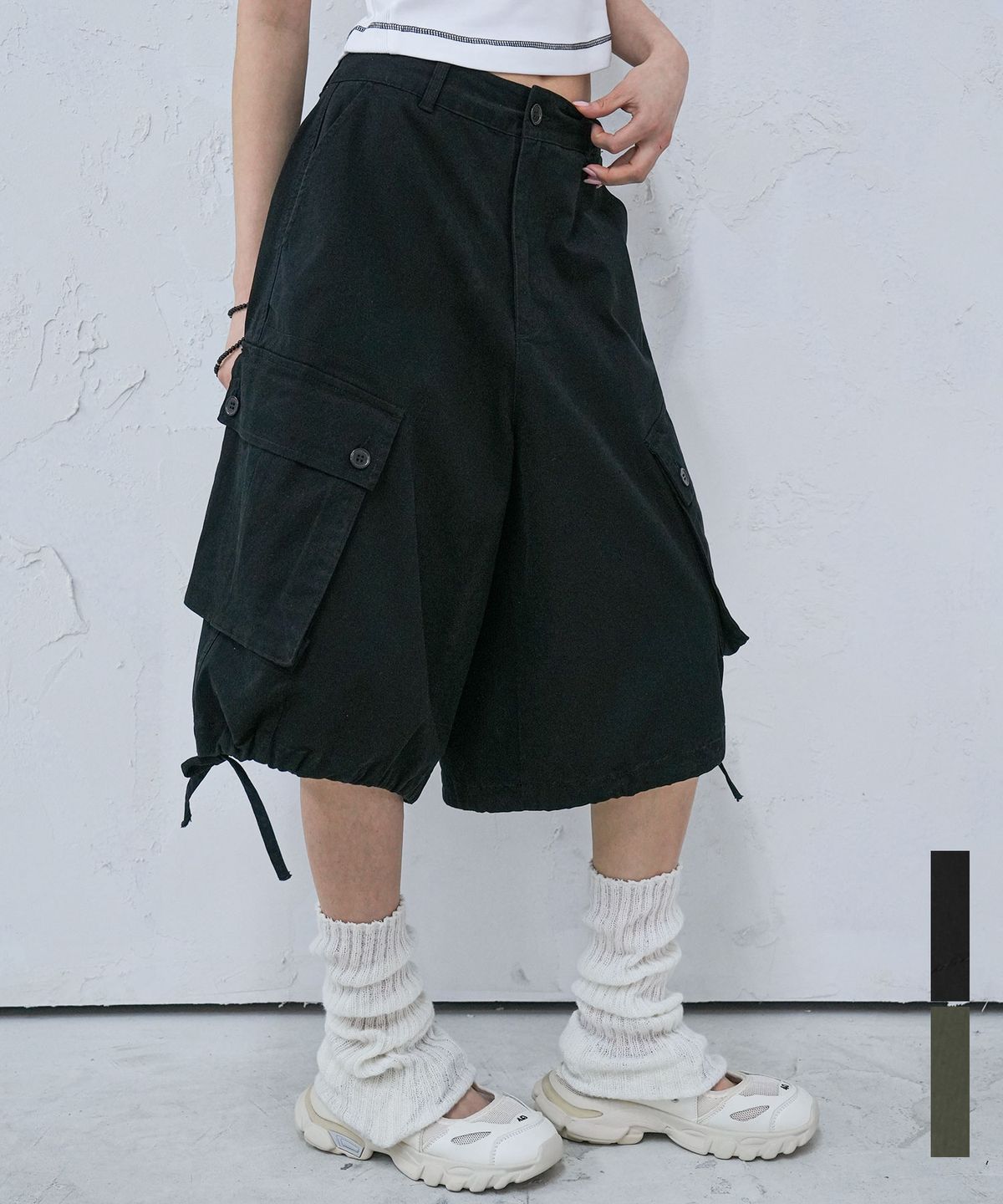 어반드레스(AVANDRESS) Matte Bermuda Cargo Shorts - 2COL