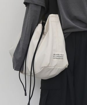 스트링 숄더백 아이보리