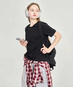 여성 모달 크루넥 레귤러핏 반팔 티셔츠 블랙 LATS0222