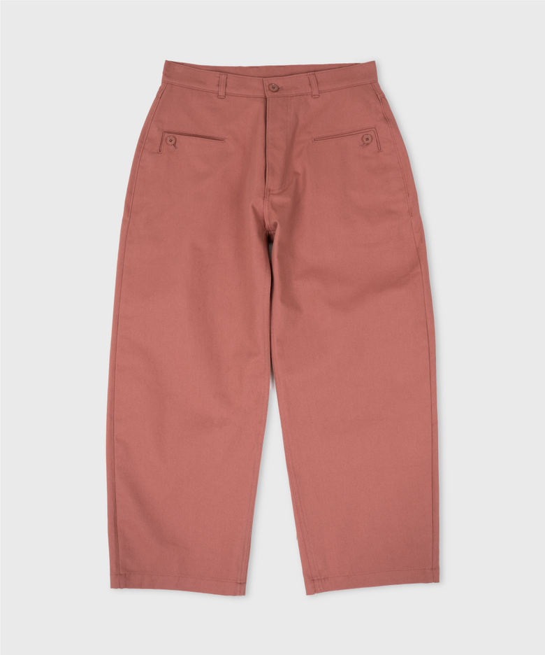 curved button pants [in pink]