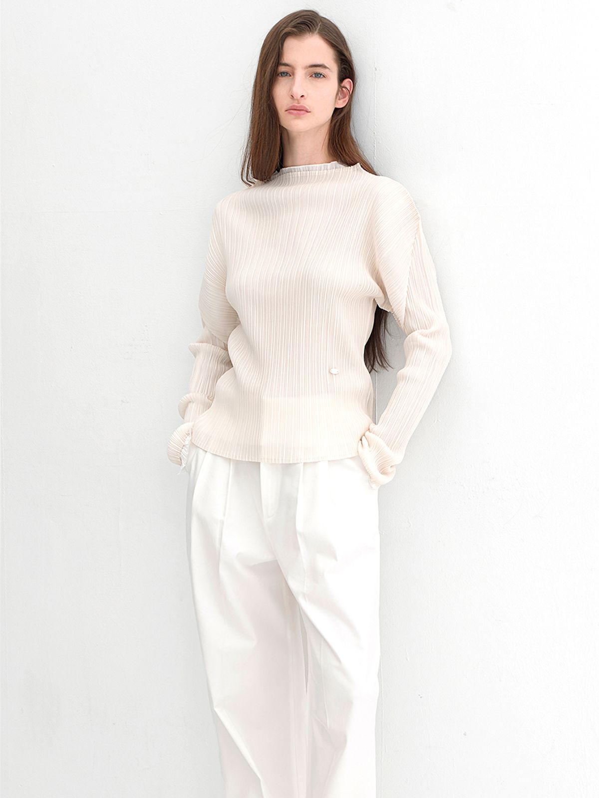 아틀리에 나인(ATELIER NAIN) PLEATS MOCK NECK TOP(BL-4311)