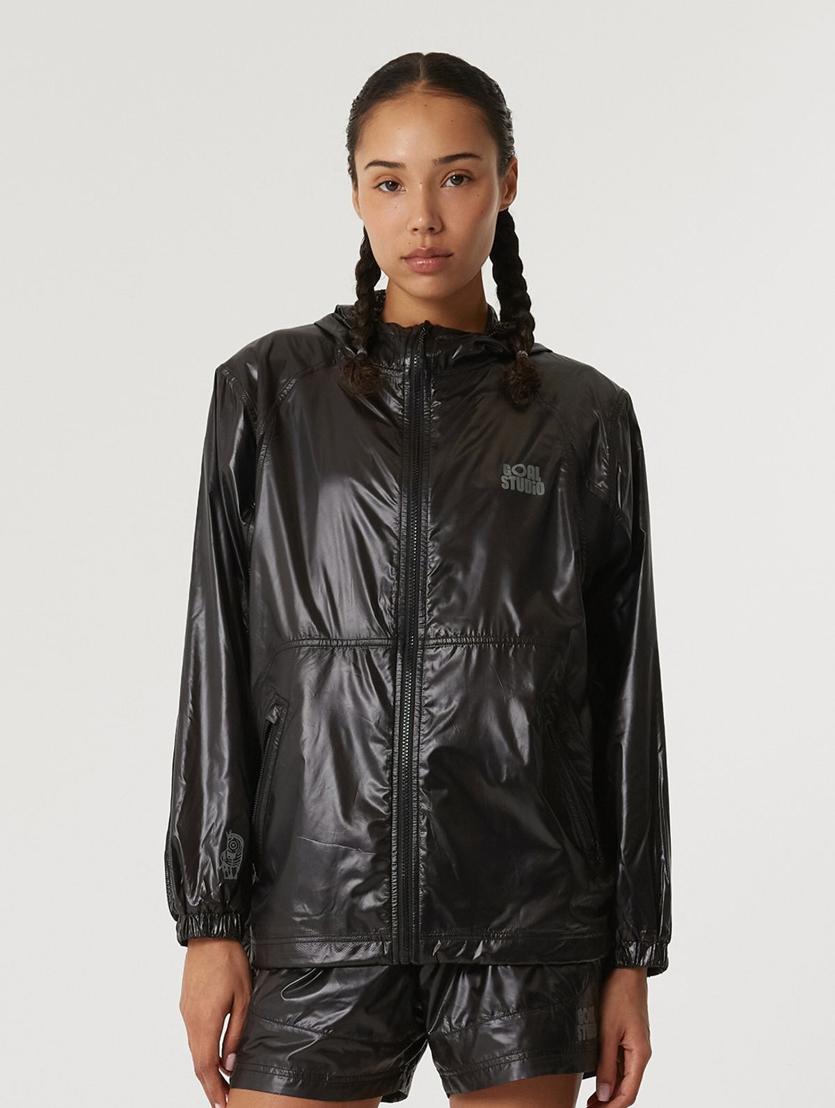 골스튜디오(GOALSTUDIO) GLOSSY HOODED LIGHTWEIGHT JACKET-BLACK