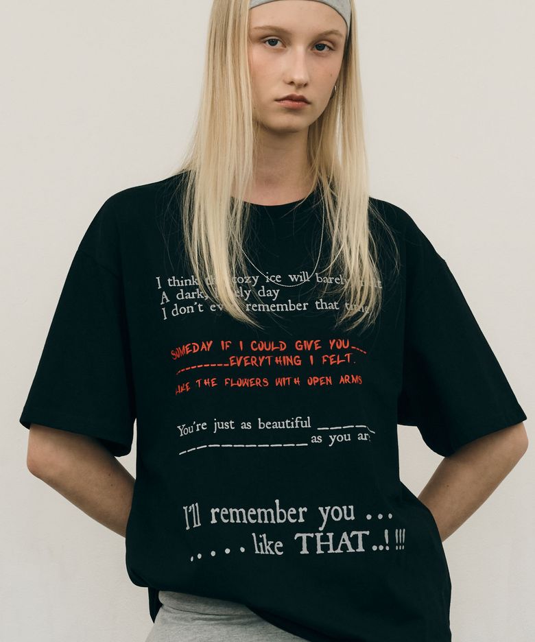 Floral Whisper T-shirts in Black
