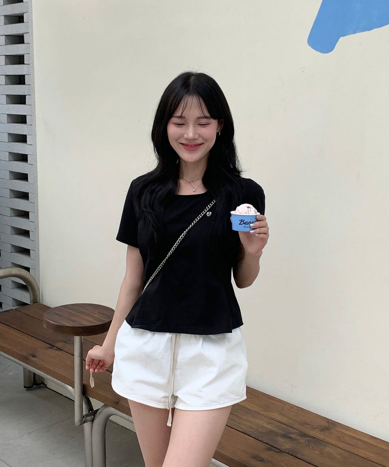 스퀘어넥플레어티셔츠 JZTS320C