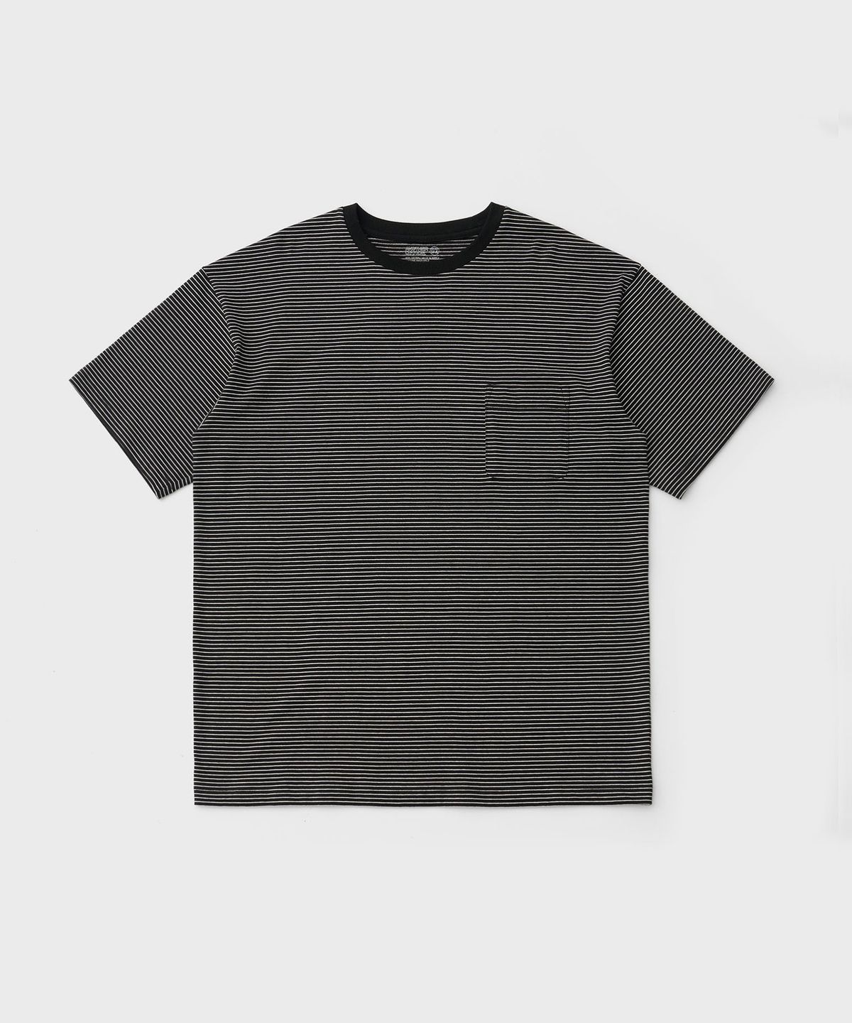 어나더 오피스(ANOTHER OFFICE) Basis Border Pocket Tee (Black)
