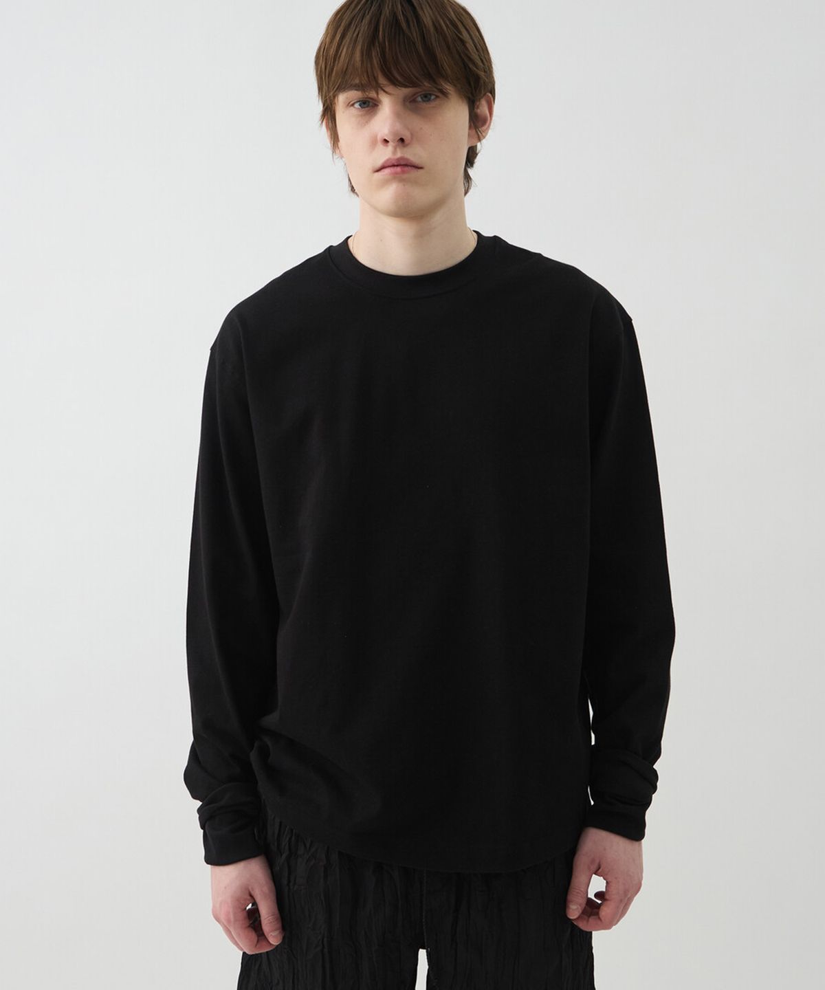 윈더(WINDER) DOUBLE-RIB JERSEY TOP - BLACK
