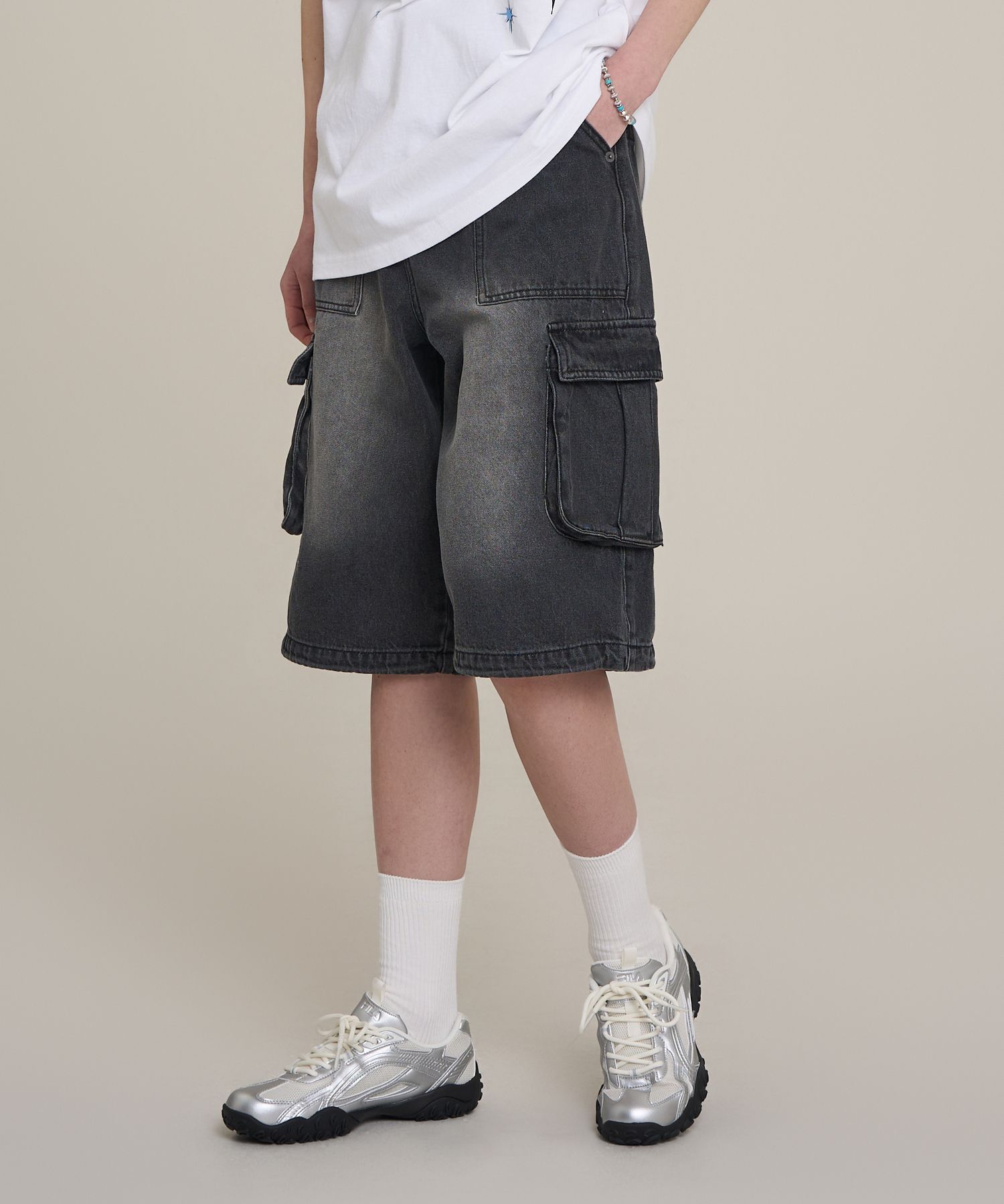MUSINSA | Vacation-Ready Styles
