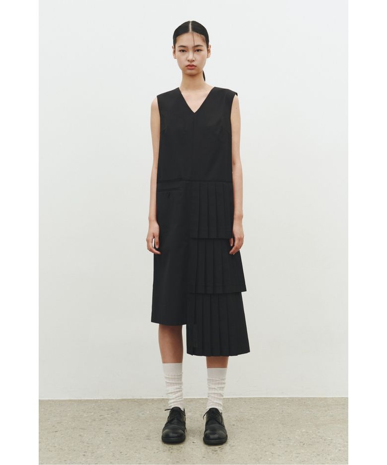 Pleats Layered Sleeveless Dress_RQDAM25565BKX
