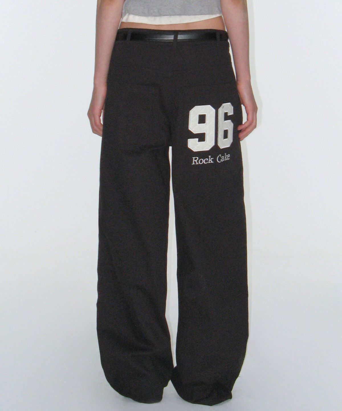 락케이크(ROCKCAKE) 96 Applique Pants - Black